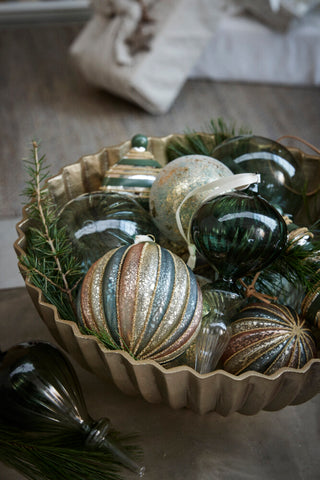 Clearena Christmas ball dusty green Ø10 cm