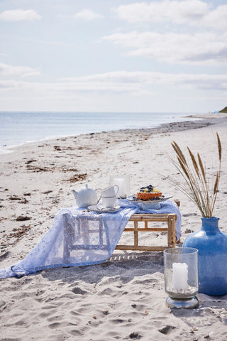 Eloise tablecloth 280x160 cm. light blue