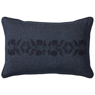 Hallie pillow dark blue 60x40 cm.